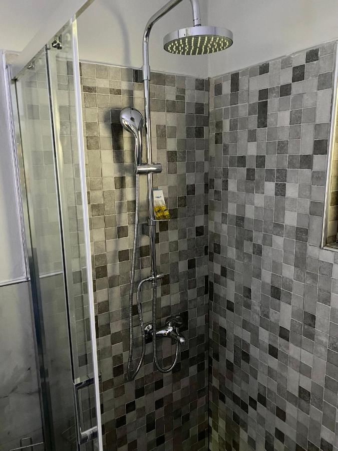 Lucas Apartment 2 Тирана Екстер'єр фото